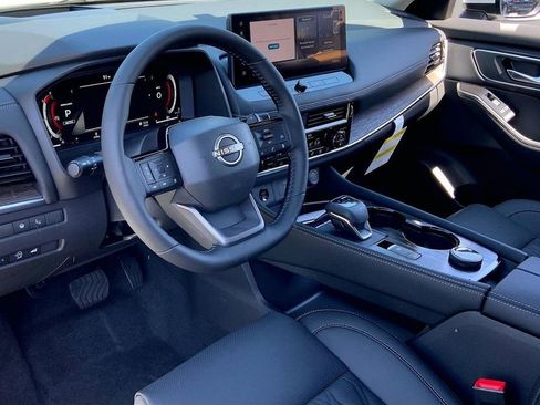 New 2026 Nissan Rogue Platinum AWD/4WD image 8