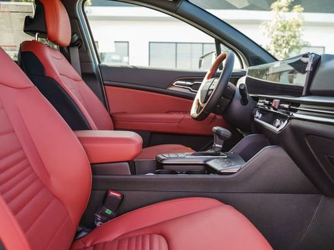 New 2026 Kia Sportage SX AWD/4WD image 18