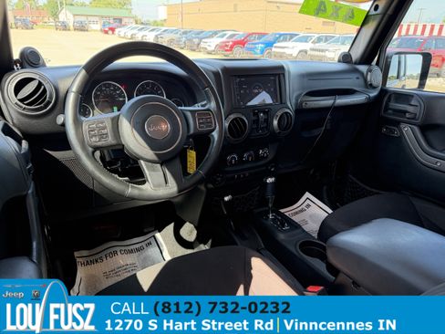 Used 2014 Jeep Wrangler Unlimited Sport w/ Quick Order Package 24S AWD/4WD image 10