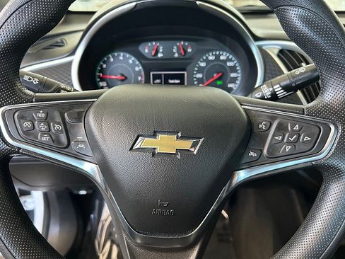 Used 2024 Chevrolet Malibu LT FWD image 24