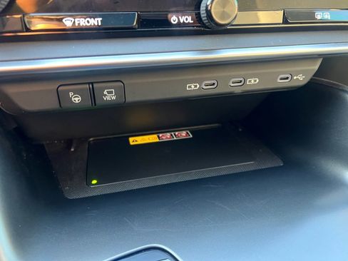 Used 2023 Lexus RZ 450e Premium image 29