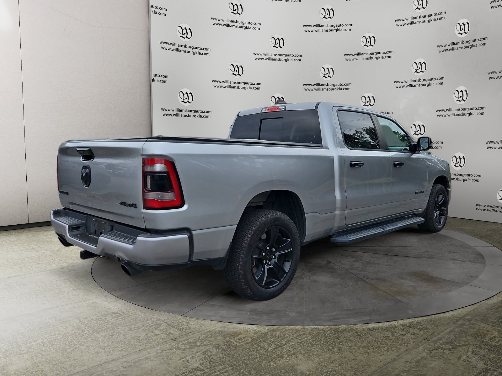 Used 2024 RAM 1500 Big Horn AWD/4WD image 5