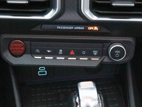 Used 2024 Ford Mustang GT Premium image 11