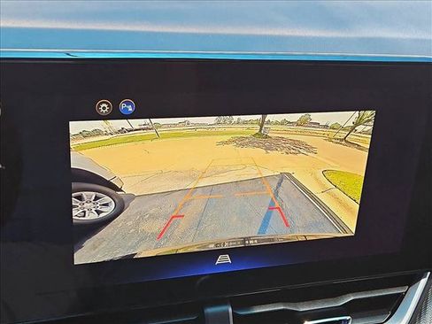 Used 2025 Chevrolet Equinox LT AWD/4WD image 20