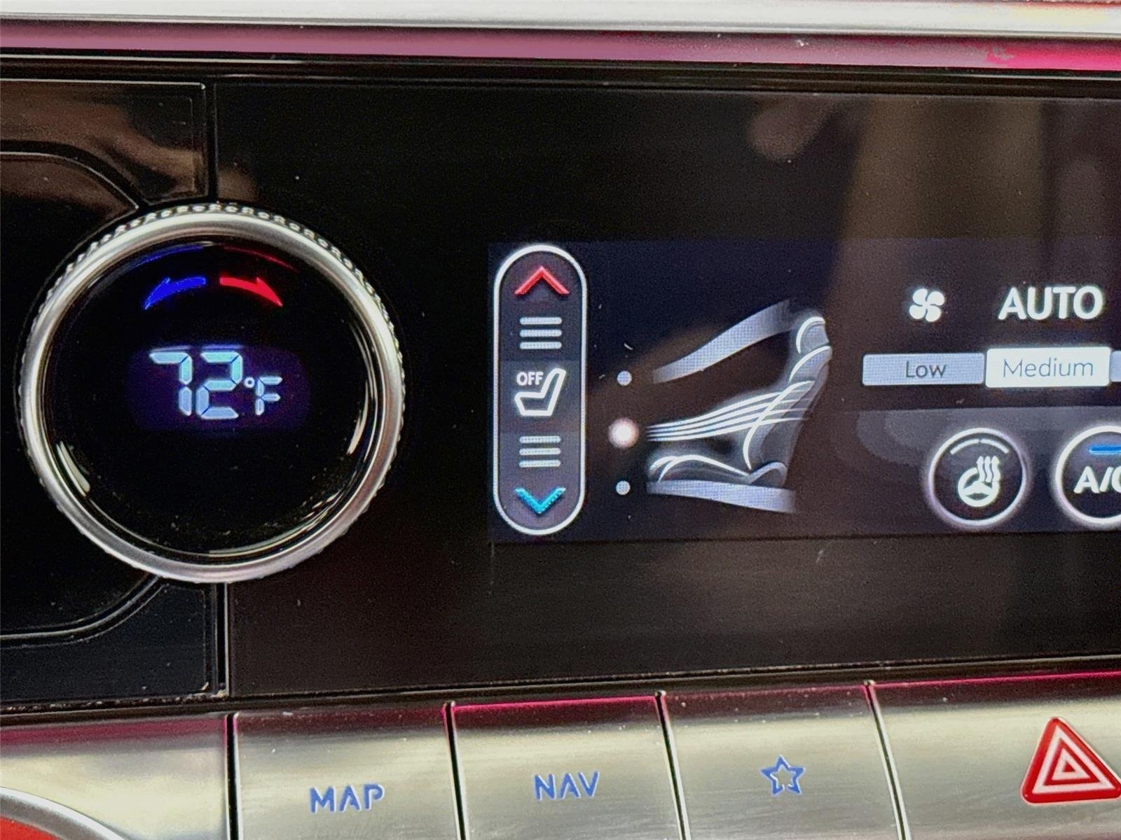 Certified 2023 Genesis GV70 2.5T w/ Sport Prestige Package AWD/4WD image 23