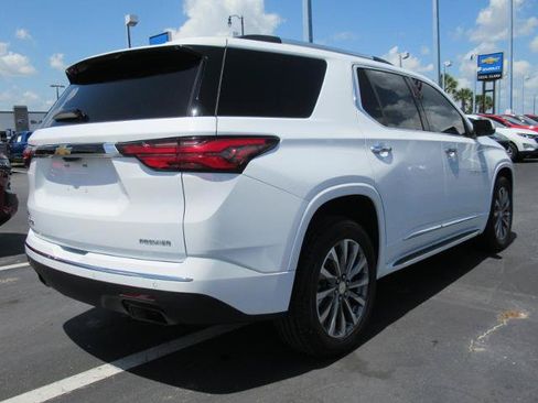 Certified 2023 Chevrolet Traverse Premier FWD image 5