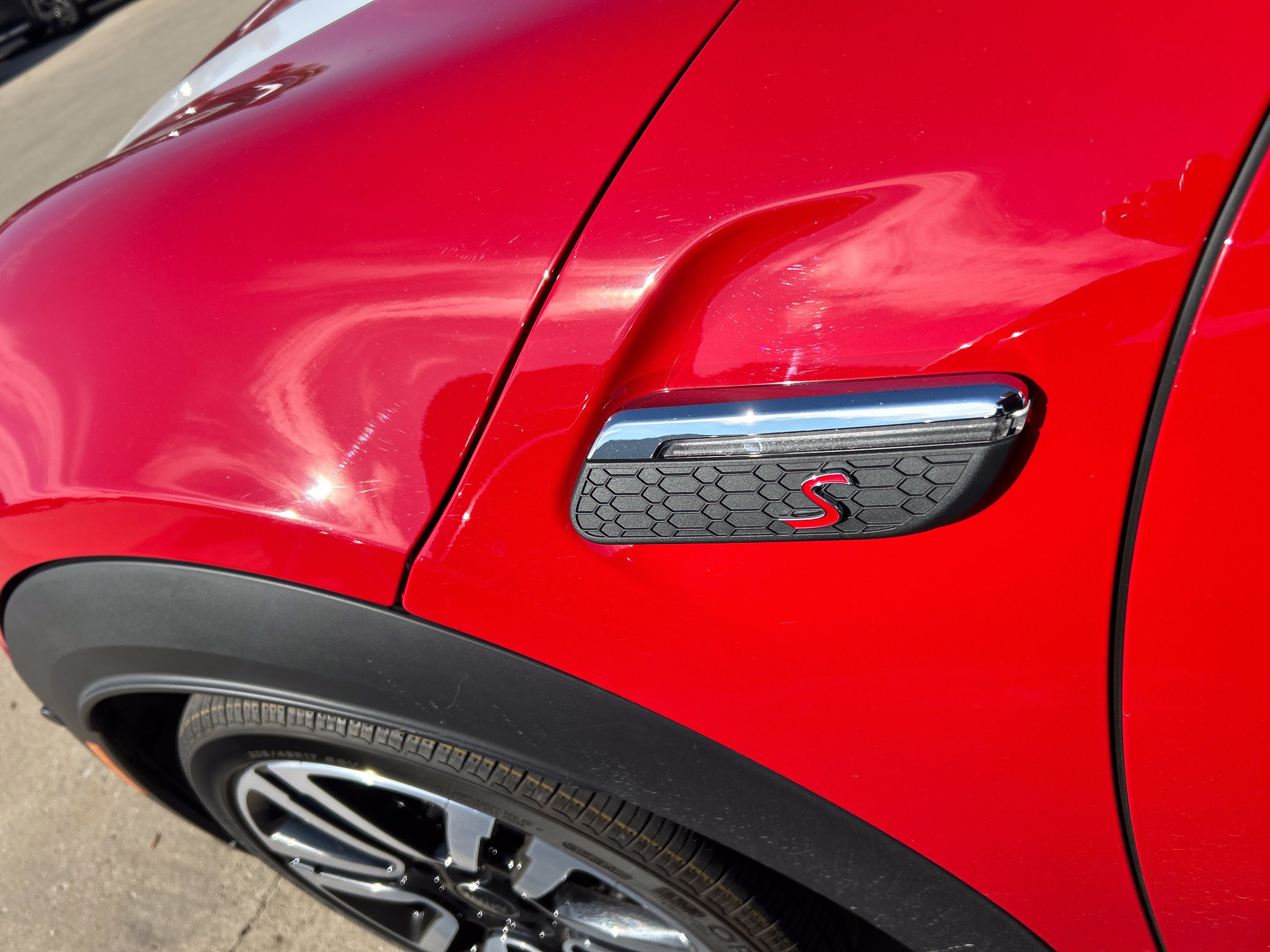 Certified 2023 MINI Cooper S FWD image 3