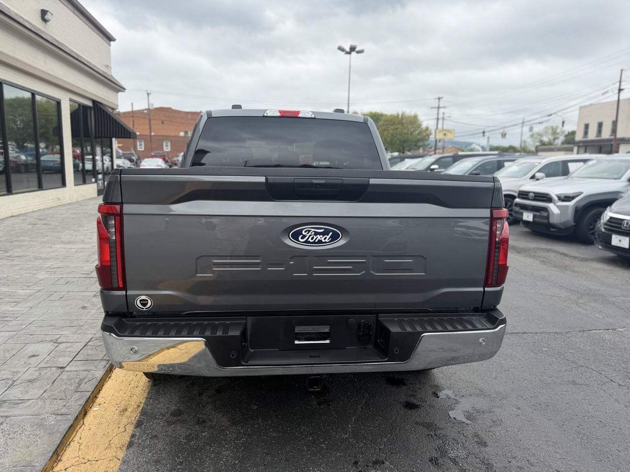 Used 2025 Ford F150 XLT w/ Equipment Group 301A Standard AWD/4WD image 8