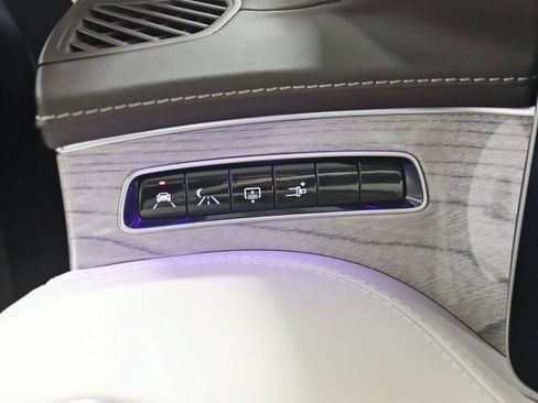 Used 2019 Mercedes-Benz S 560 4MATIC Coupe image 16