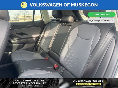 New 2026 Volkswagen Tiguan SE AWD/4WD image 24