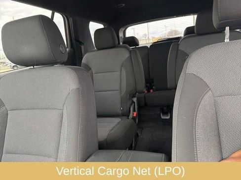 Used 2023 Chevrolet Traverse LT image 32