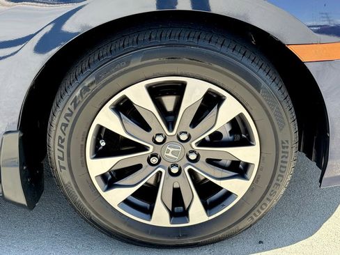 Used 2024 Honda Odyssey EX-L image 31