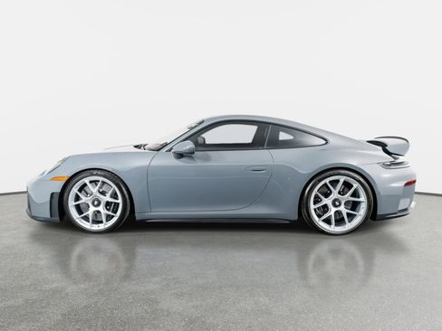 Used 2026 Porsche 911 GT3 w/ Lightweight Package In Black RWD image 16