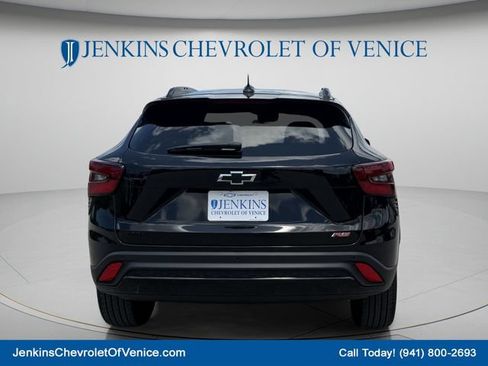 Used 2026 Chevrolet Trax RS w/ Driver Confidence Package FWD image 6