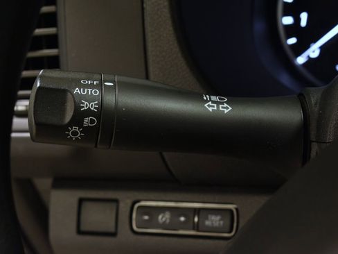 Used 2024 Nissan Frontier S w/ Technology Package image 16