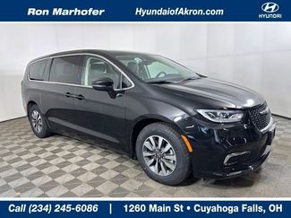 Used 2023 Chrysler Pacifica Touring-L 360° Tour