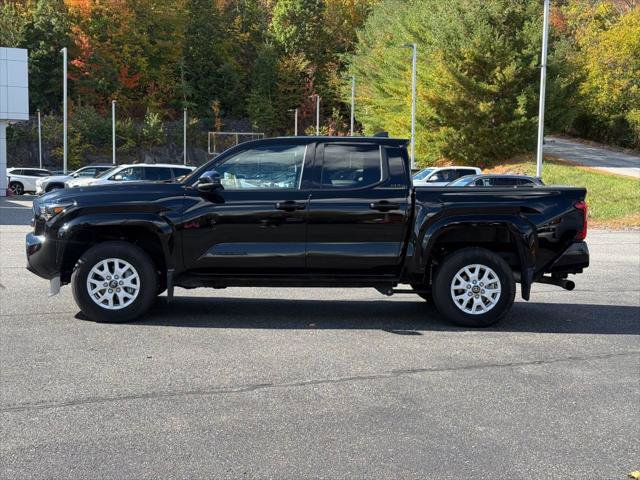 Certified 2025 Toyota Tacoma SR5 AWD/4WD image 2