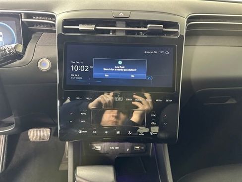 Used 2024 Hyundai Santa Cruz Limited image 21