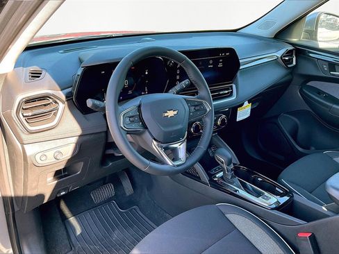 New 2026 Chevrolet TrailBlazer LT w/ LT Cold Weather Package image 8