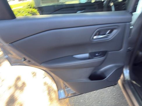 New 2026 Nissan Rogue SV image 27