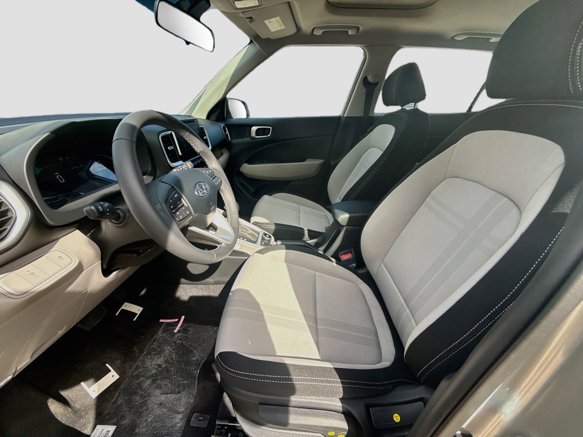 New 2026 Hyundai Venue SEL FWD image 14