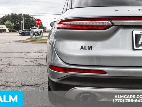 Used 2022 Lincoln Corsair AWD w/ Equipment Group 101A image 17