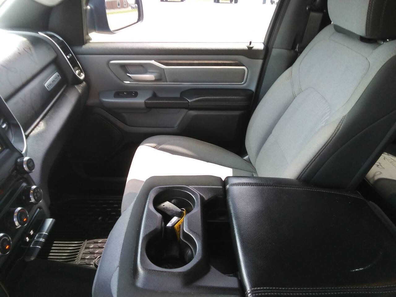 Used 2021 RAM 1500 Big Horn AWD/4WD image 19