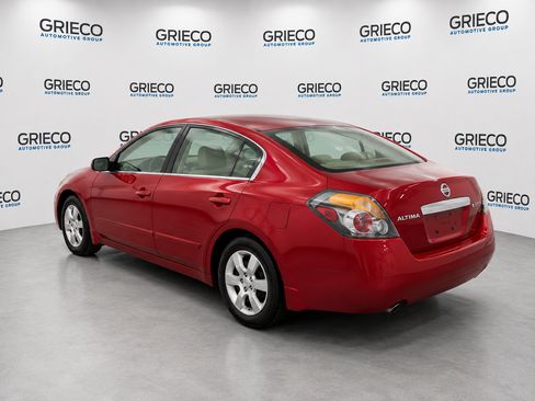 Used 2009 Nissan Altima 2.5 S w/ Convenience Plus Pkg FWD image 2