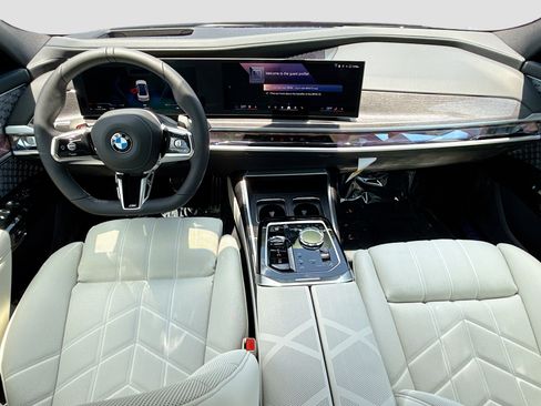 New 2026 BMW 760i xDrive AWD/4WD image 16