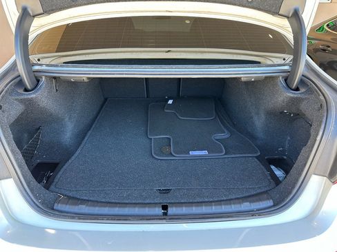 Used 2020 BMW 530i w/ Convenience Package image 30