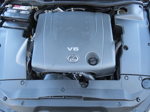 Used 2011 Lexus IS 250 4dr Sport Sdn RWD image 39