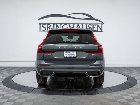 New 2026 Volvo XC60 B5 Plus w/ Climate Package image 6