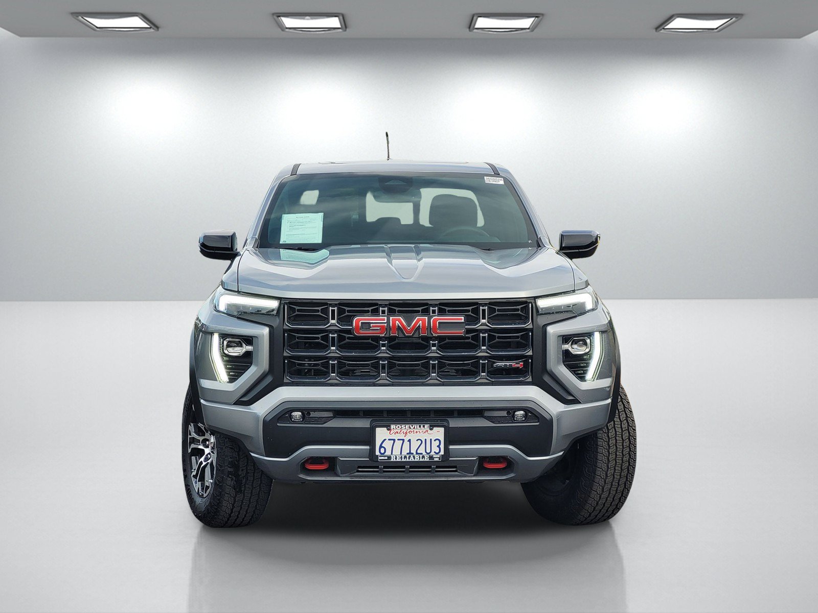 Used 2023 GMC Canyon AT4 AWD/4WD image 2