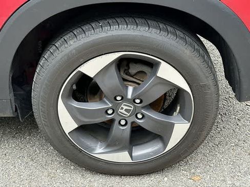 Used 2018 Honda HR-V EX image 5