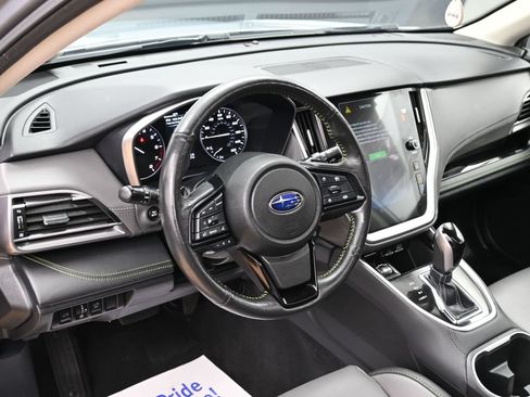 Used 2025 Subaru Outback Onyx Edition AWD/4WD image 18