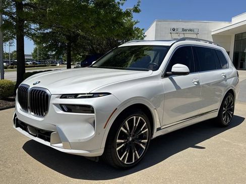 Certified 2023 BMW X7 xDrive40i w/ Premium Package AWD/4WD image 1