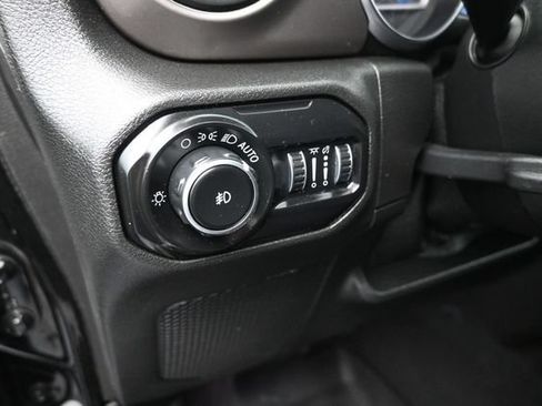Used 2020 Jeep Wrangler Unlimited Sport AWD/4WD image 13