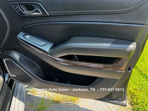 Used 2015 Chevrolet Tahoe LT RWD image 20