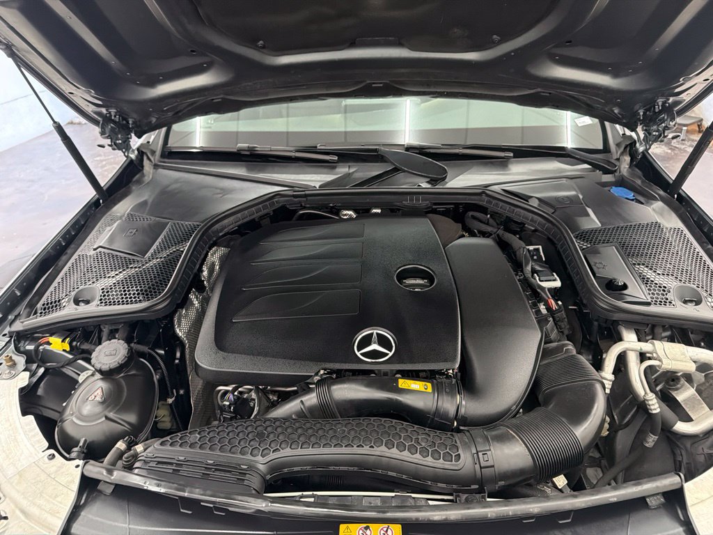 Used 2021 Mercedes-Benz C 300 Sedan image 32