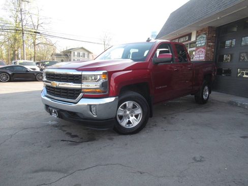 Used 2018 Chevrolet Silverado 1500 LT w/ All Star Edition AWD/4WD image 29