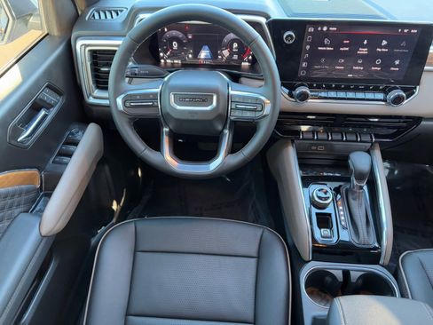 Used 2026 GMC Canyon Denali image 15