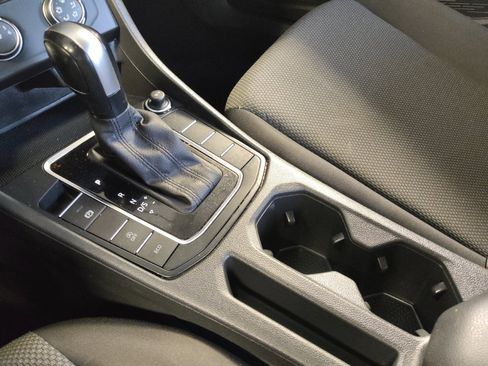 Used 2021 Volkswagen Jetta SE FWD image 26