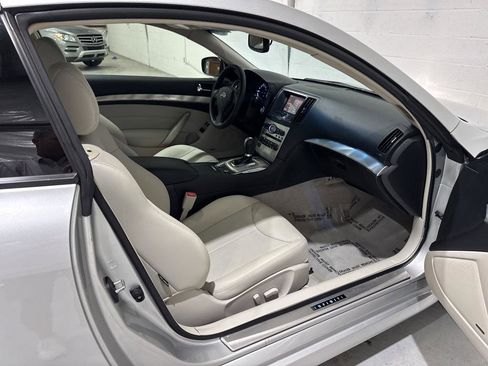 Used 2014 INFINITI Q60 Journey w/ Premium Package RWD image 53