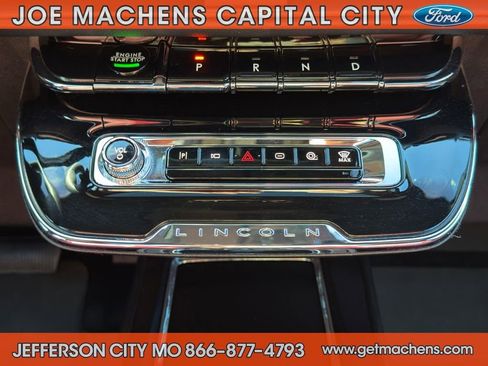 Used 2025 Lincoln Corsair Grand Touring w/ Equipment Group 302A image 16