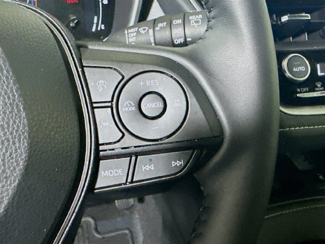 Used 2026 Toyota Corolla XSE FWD image 17