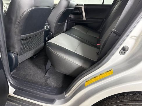 Used 2024 Toyota 4Runner SR5 Premium AWD/4WD image 21