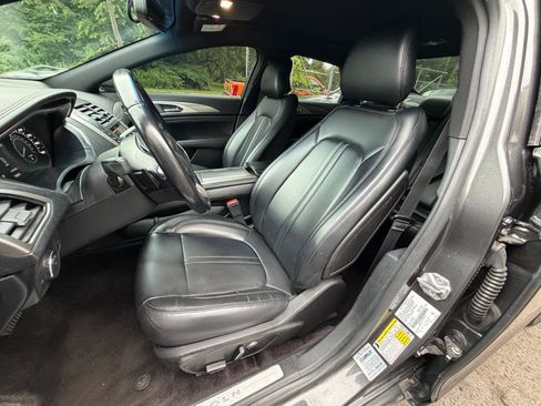 Used 2017 Lincoln MKZ Premiere FWD image 21