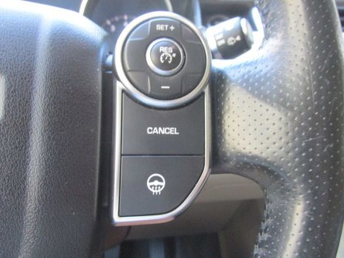 Used 2016 Land Rover Range Rover Sport HSE image 46