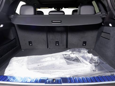 Used 2025 Porsche Cayenne image 13