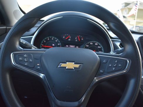 Used 2024 Chevrolet Malibu LT image 15